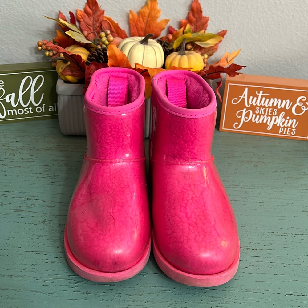 Girls Ugg Boots SZ 5